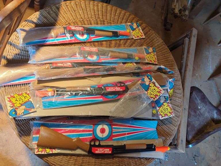Pump Action Shot Guns - Toy image