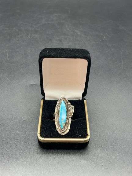 TURQUOISE NAVAJO NATIVE AMERICAN STERLING SILVER RING image