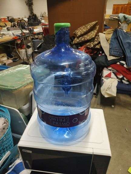 5 GALLON WATER JUG image