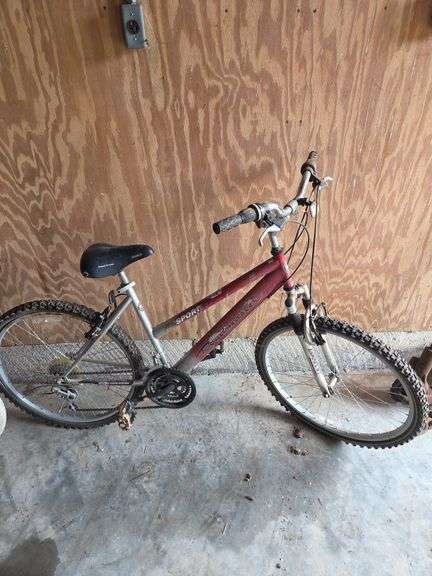 Roadmaster MT Sport 18" Mountain Bike image