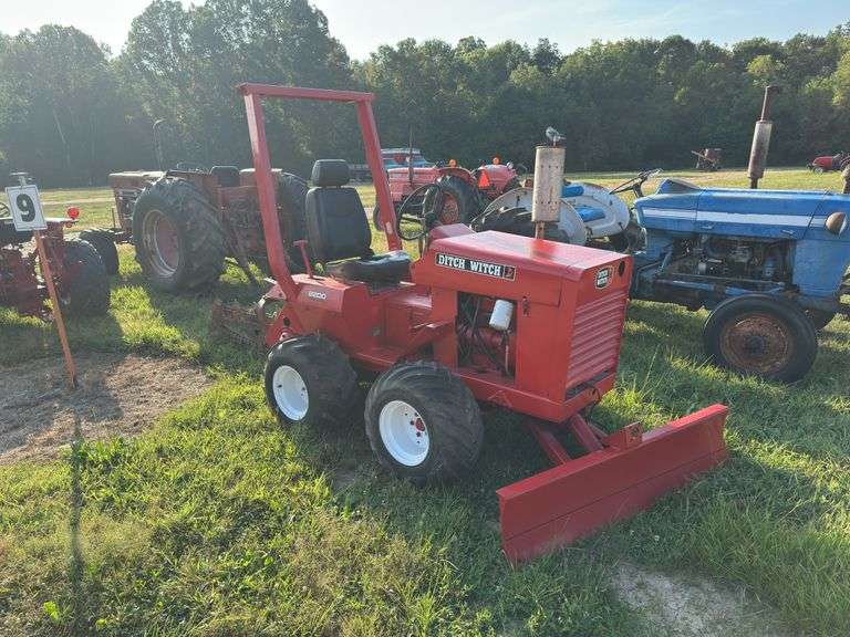 L9- Ditch Witch 2200 image