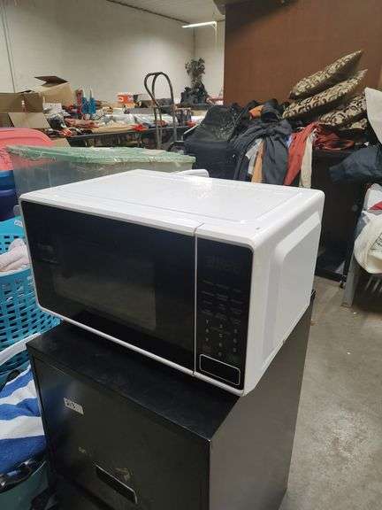 700 WATT MICROWAVE image