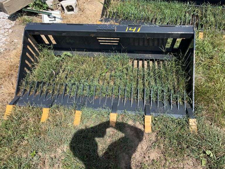 L7- Skid Steer Rock Bucket image