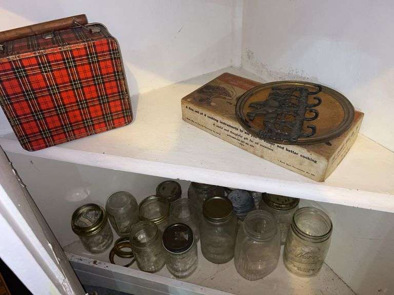 Plaid Lunchbox, Mason Jars, and Thermometer Set image