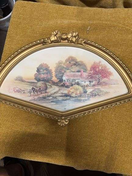 FAN SHAPED PICTURE image