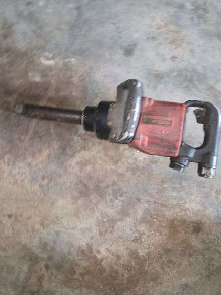 Central Pneumatic Earthquake Impact Wrench image