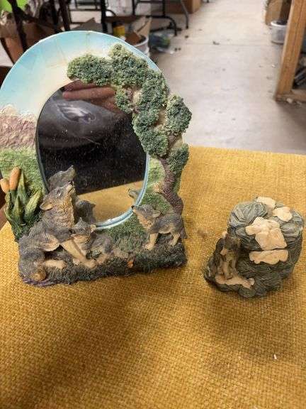 WOLF THEMED MIRROR AND JEWELERY HOLDER image