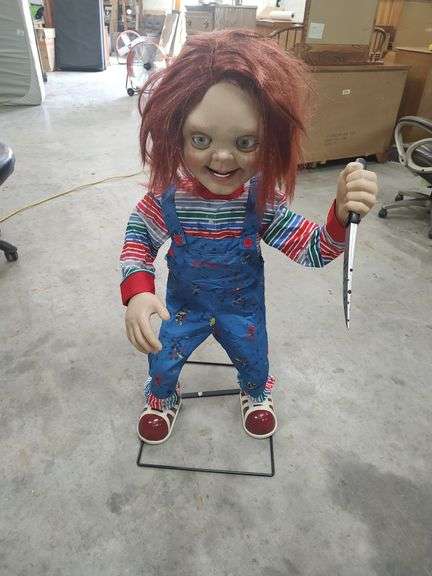 HOME DEPOT - 3.5 FT CHUCKY HALLOWEEN DECORATION image