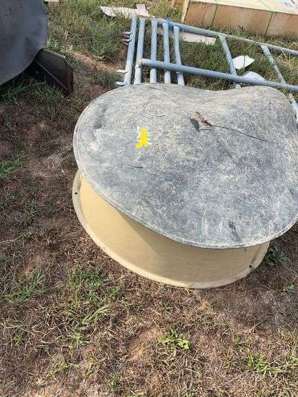 L7- Brown Mineral Feeder image