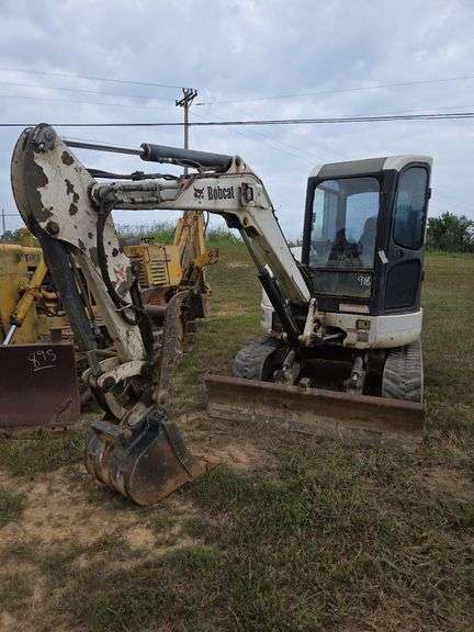 L15D- 430 Bobcat Excavator image