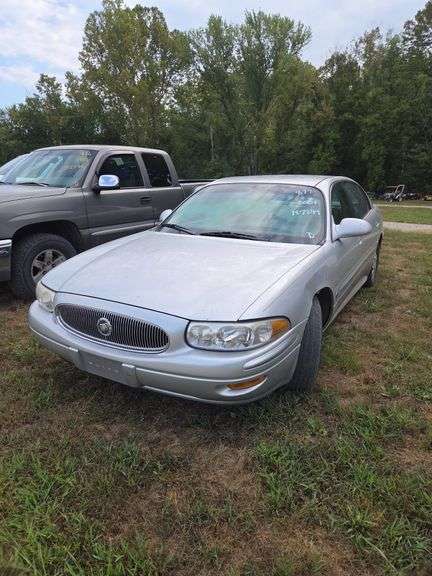 L12- 2001 Buick LeSabre (Has Title) image