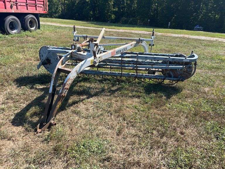 L11- New Idea 4150 Bar Rake image