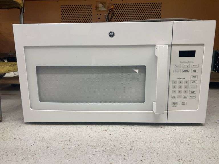GE Appliances JVM3160DF5WW Microwave image