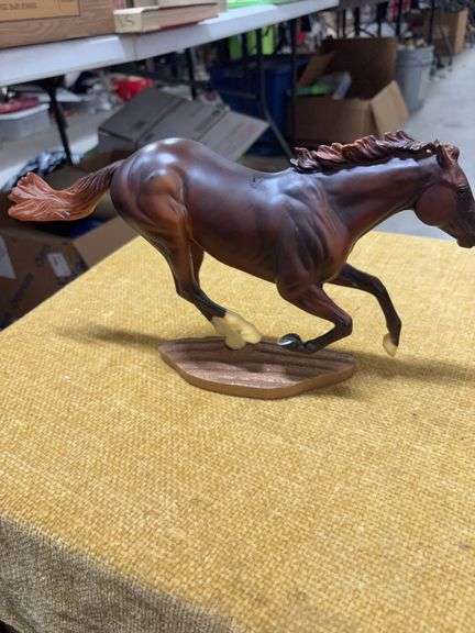 BREYER HORSE.  SMARTY JONES image