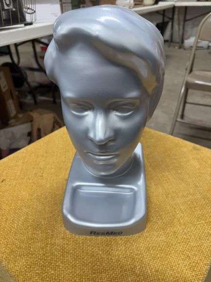 RESMED DISPLAY HEAD.  PERFECT FOR HALLOWEEN image