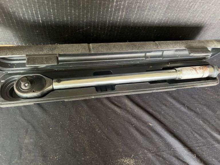 Torque Wrench with Case image