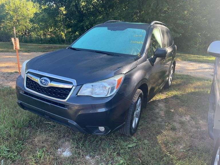 L12- 2016 Subaru Forester (Has Title) image