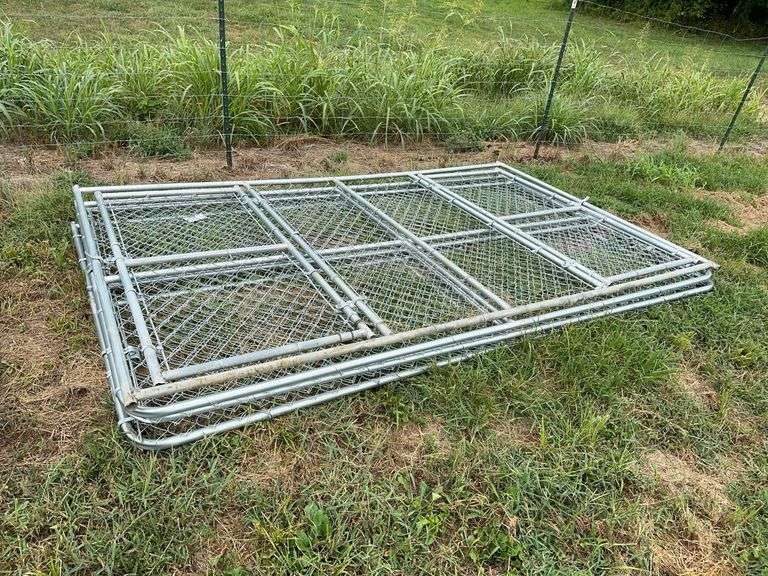 L18- 10X10 Dog Pen image