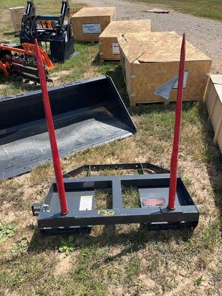 L7- Skid Steer Bale Spear image