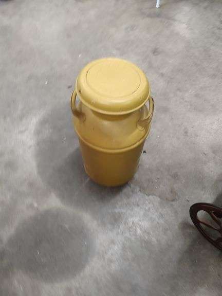 VINTAGE - BLUE VALLEY PITTSBURGH MILK CAN WITH TOP - 26 INCHES TALL image