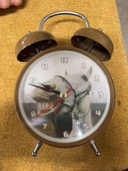 HORSE BATTERY ALARM CLOCK image