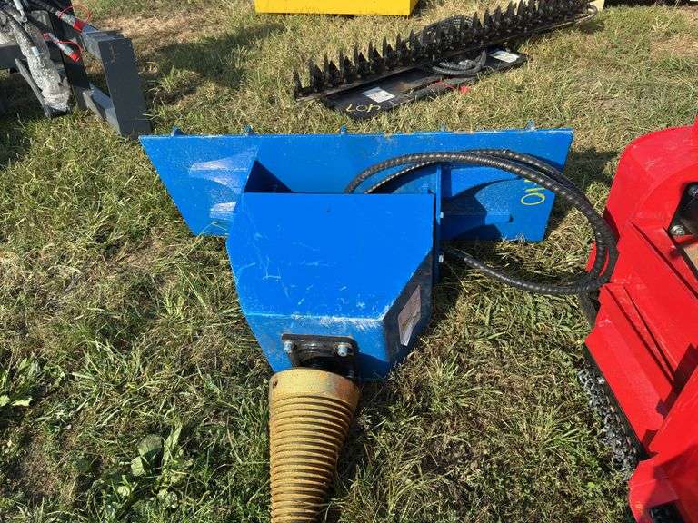 L7- Quick Attach Wood Splitter image