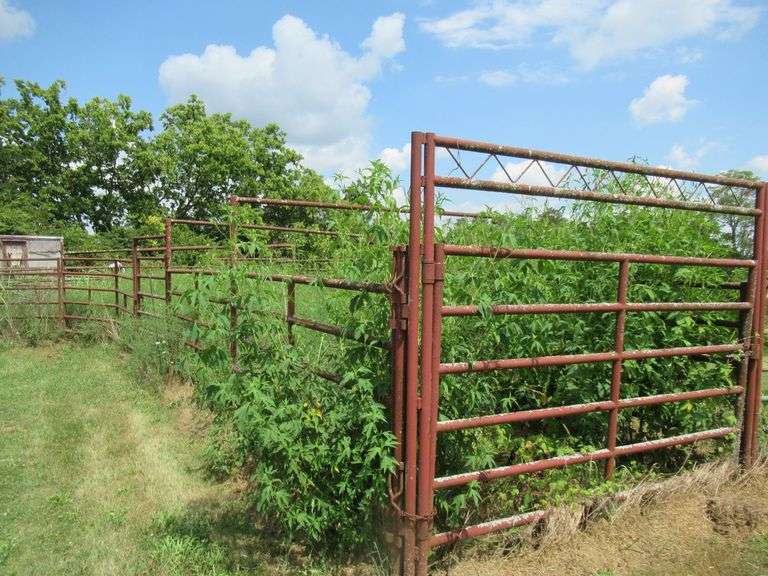 CORRAL PANELS image
