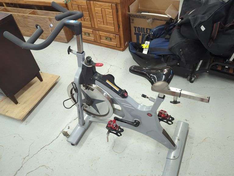 Schwinn Evolution Indoor Cycling Bike image