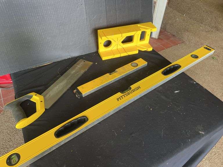 Pittsburgh Level Set with Saw and Miter Box image