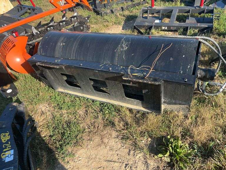 L7- Skid Steer Roller Drum image