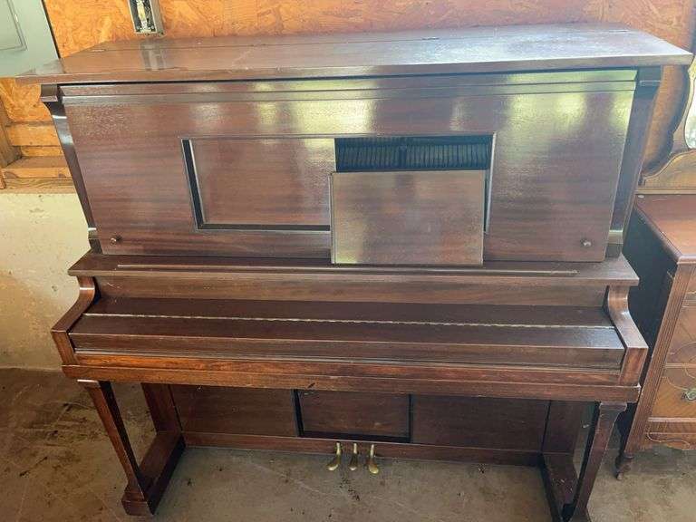 1910 Player Piano - Wooden Pegs image