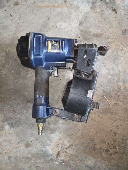 Industrial Nail Gun - Coil Nailer image