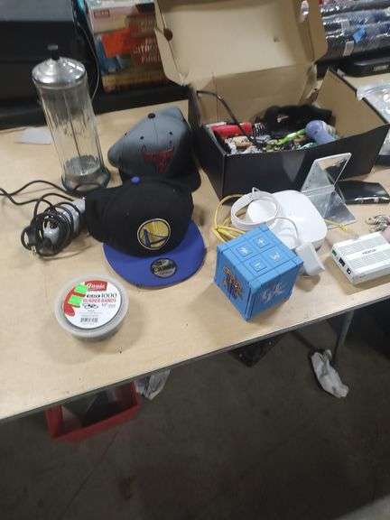 HAIR CUTTERS - HATS - BLUE TOOTH SPEAKER - CANDLES AND ETC image