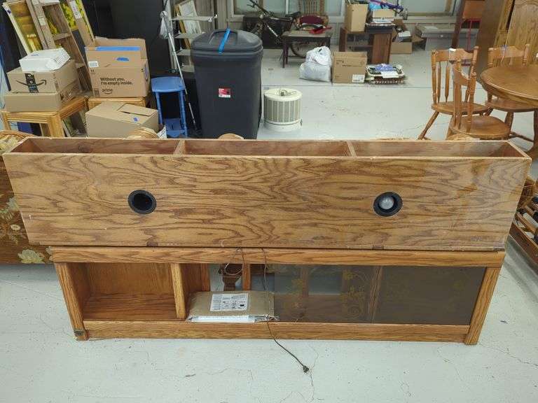 Oakwood Custom of York Entertainment Center image