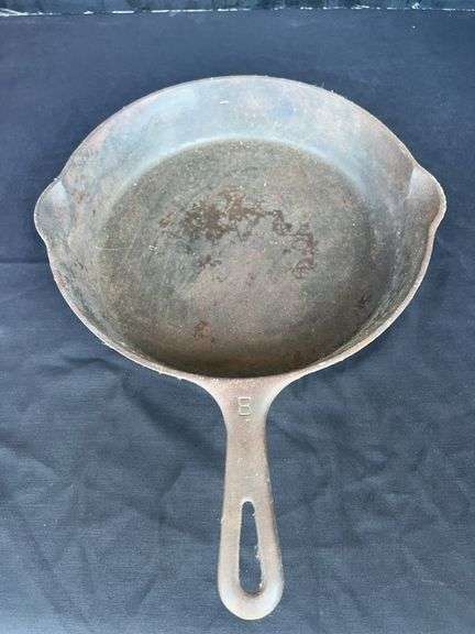 Griswold No. 8 Cast Iron Skillet, Erie PA image
