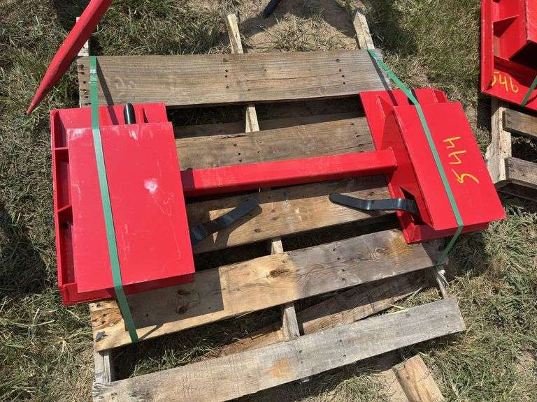 L6- Weld On Conversion Bracket image