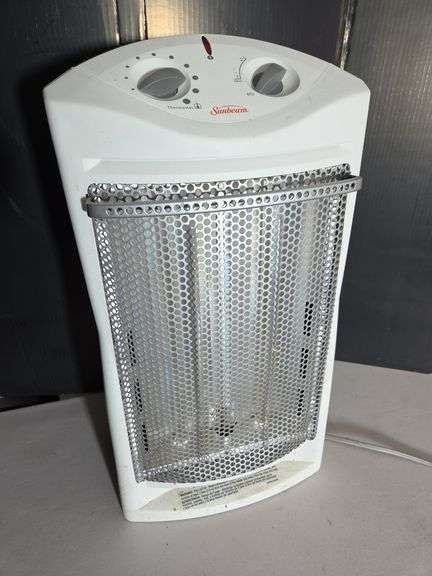 Sunbeam SQH310 Electric Space Heater image