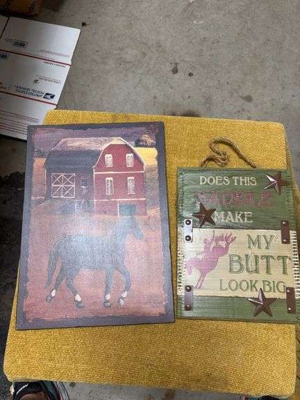 TWO HORSE WALL HANGINGS image