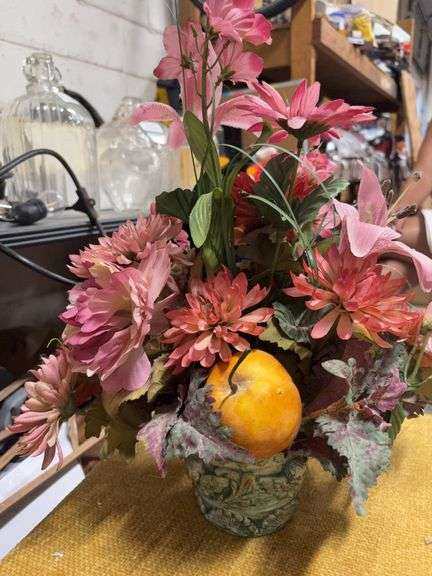 DECORATIVE FLOWER ARRANGEMENT image