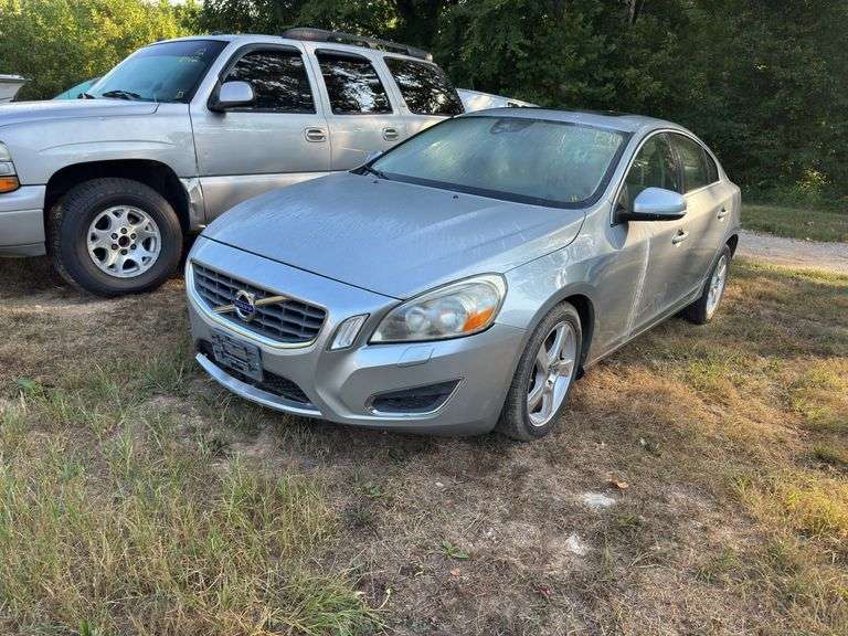 L12- 2013 Volvo S60 (Has Title) image
