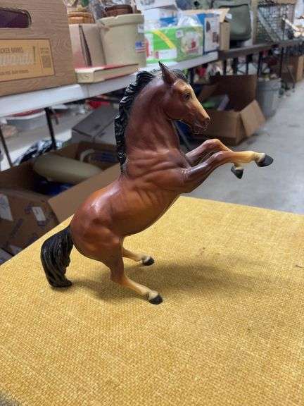 BREYER HORSE image
