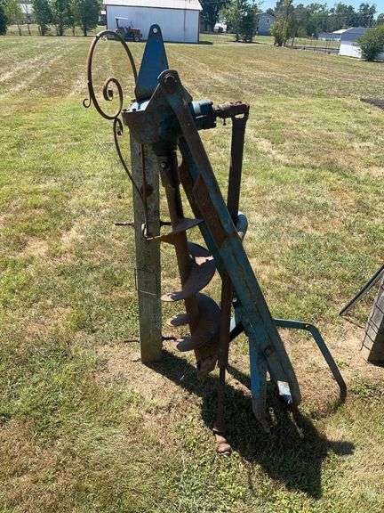Post Hole Digger Attachment image