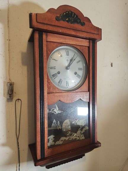Polaris Wall Clock with Japanese Crane Design image