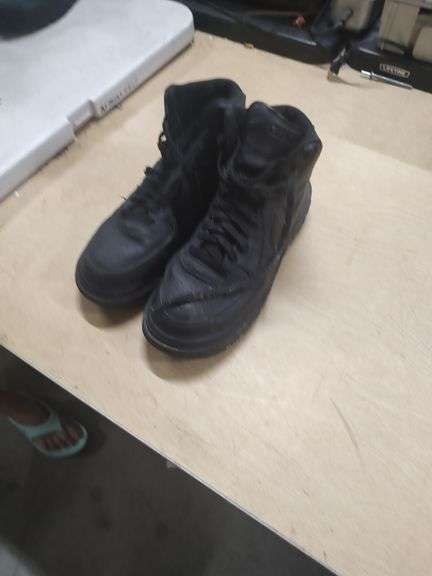 NIKE SZ 11.5 SHOES image