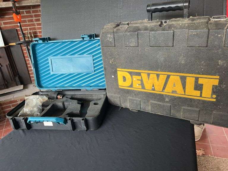 DeWalt and SeeSii Tool Cases image