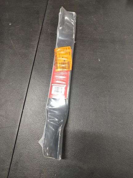 TORO 50 INCH LAWNMOWER BLADE SET NEW image