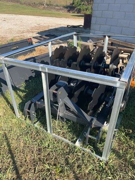 L7- Disc Harrow image