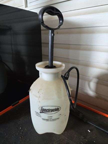 Spectracide Garden Sprayer image