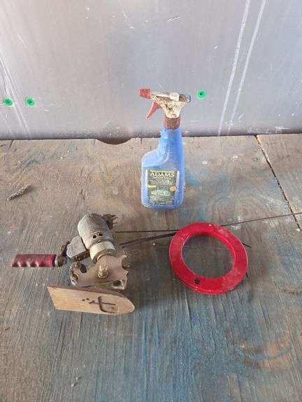 Eastman Machine Co. Class BB Cloth Cutting Tool and Adams Surface Spray image