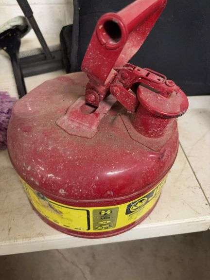 JUST RIGHT SAFETY GAS CAN image